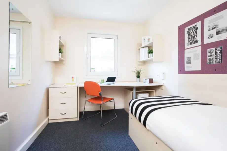 Room King Street in Leicester