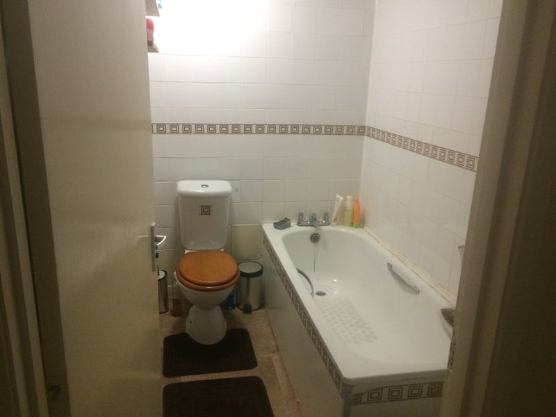 Room Tufnell Park Road in Greater London