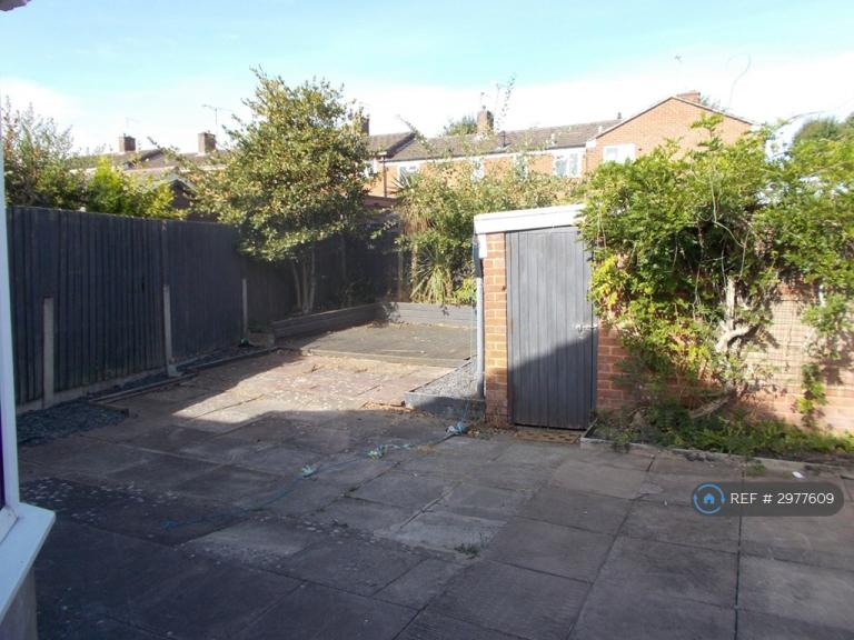 House Drayton Way in Nuneaton and Bedworth