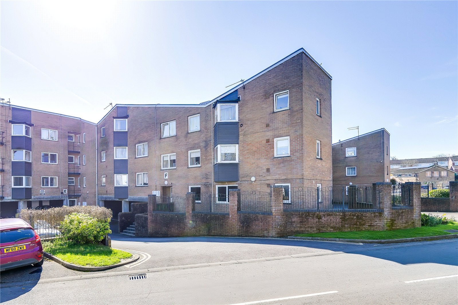 Flat Coed Edeyrn in Cardiff