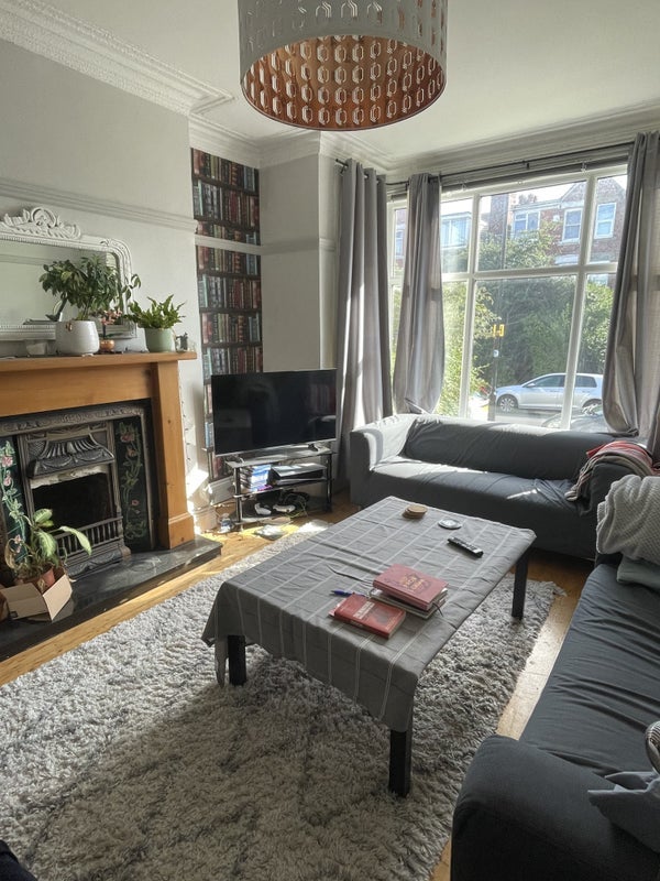 Room Back Methley Drive in Leeds