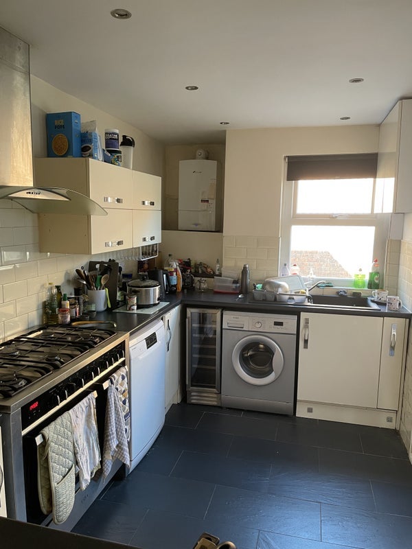Room Back Methley Drive in Leeds