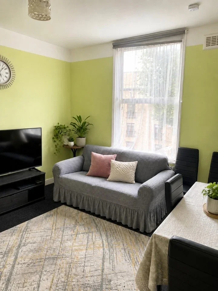 Flat Chippenham Road in City of Westminster