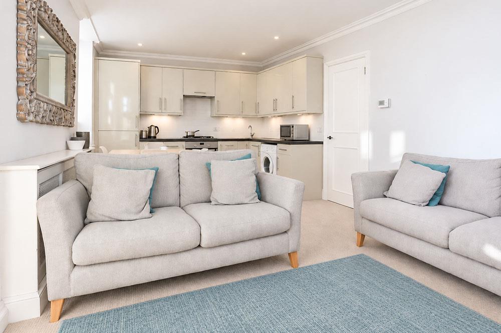 Flat Palgrave Gardens in City of Westminster