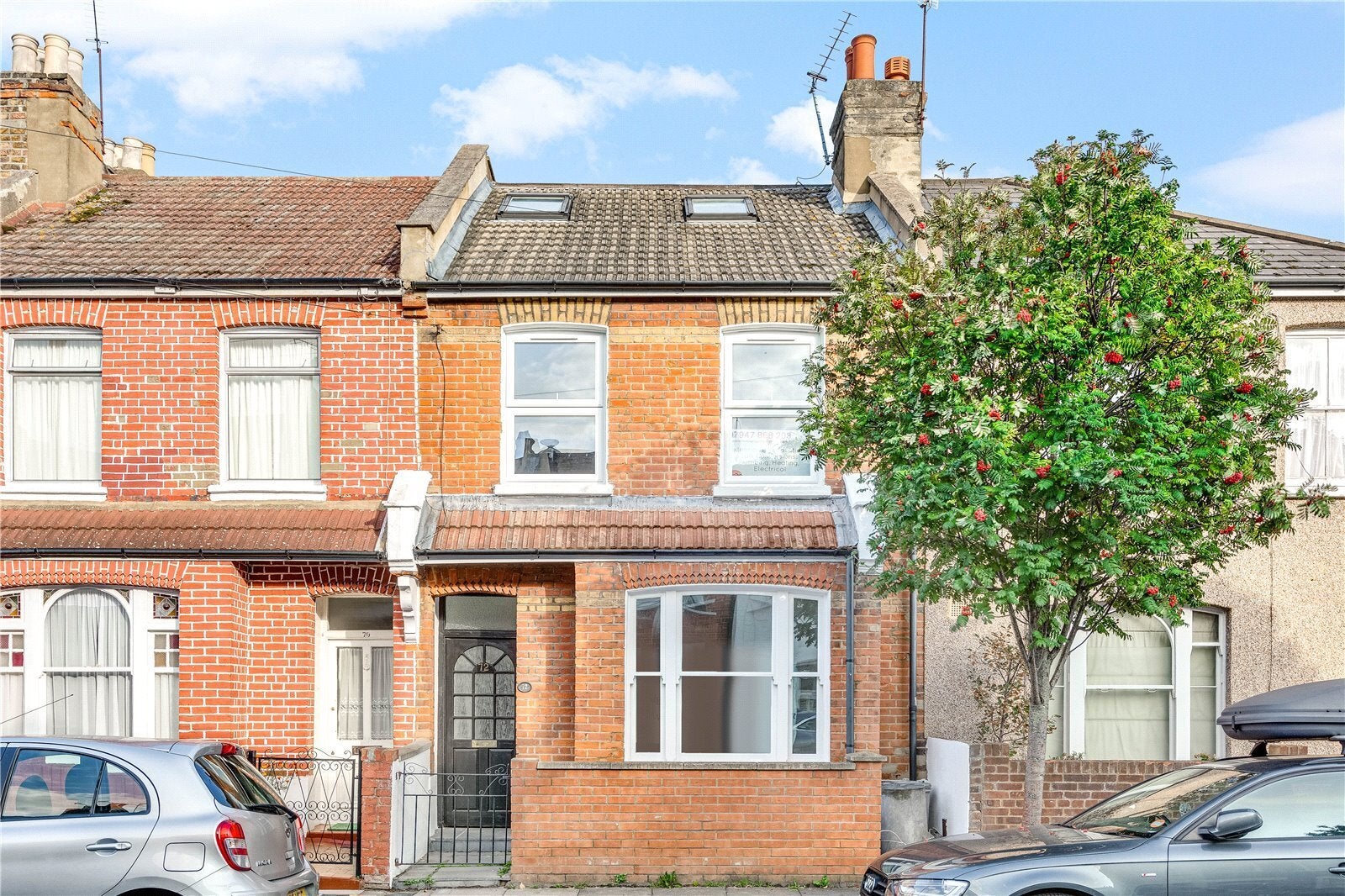 Flat Humbolt Road in Greater London