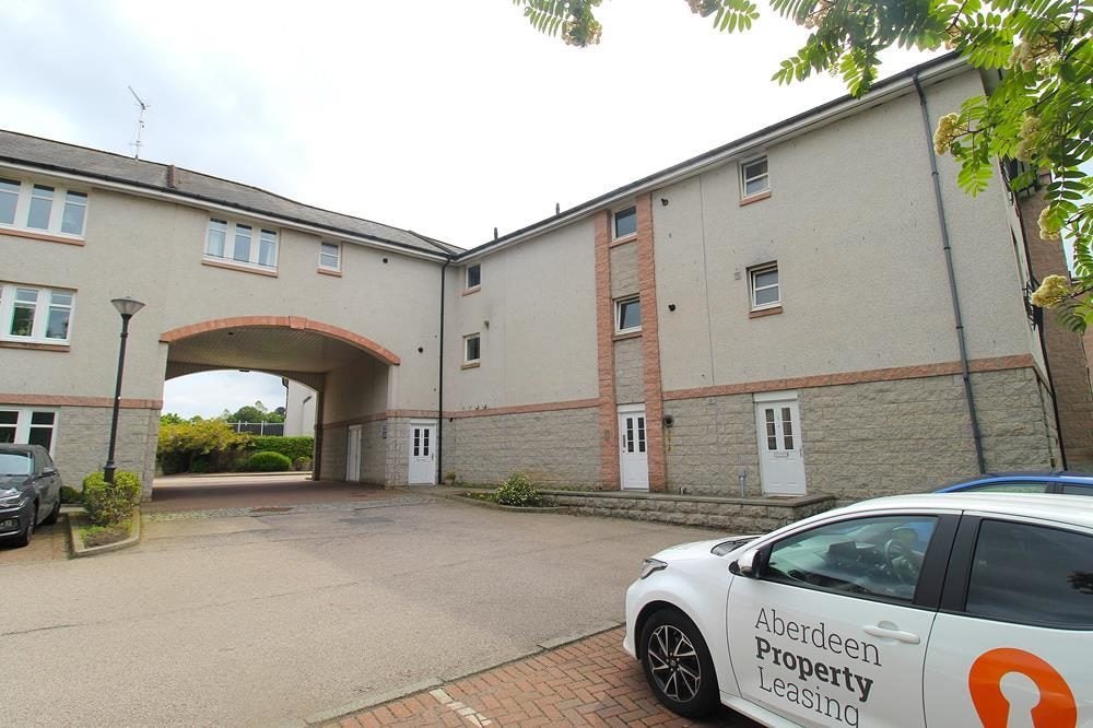 Flat Grandholm Crescent in Aberdeen City