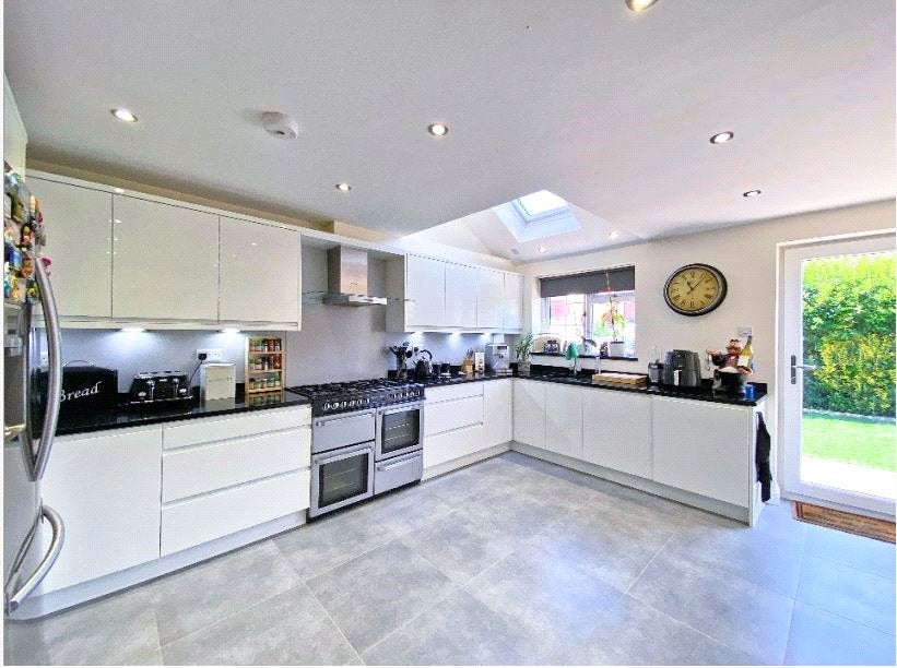 House Caernarvon in Surrey Heath