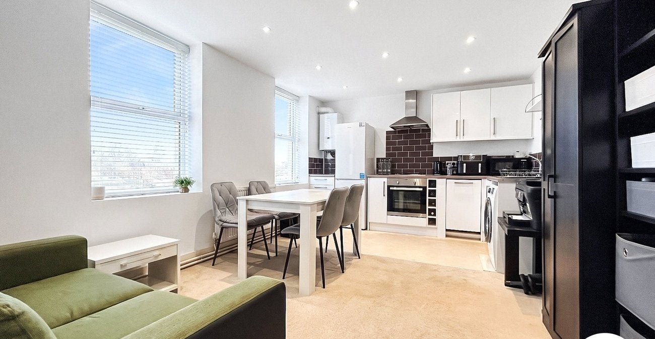 Flat Melville Road in Maidstone