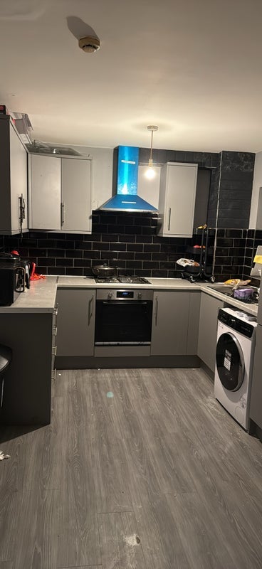 Room Arborfield Close in Slough