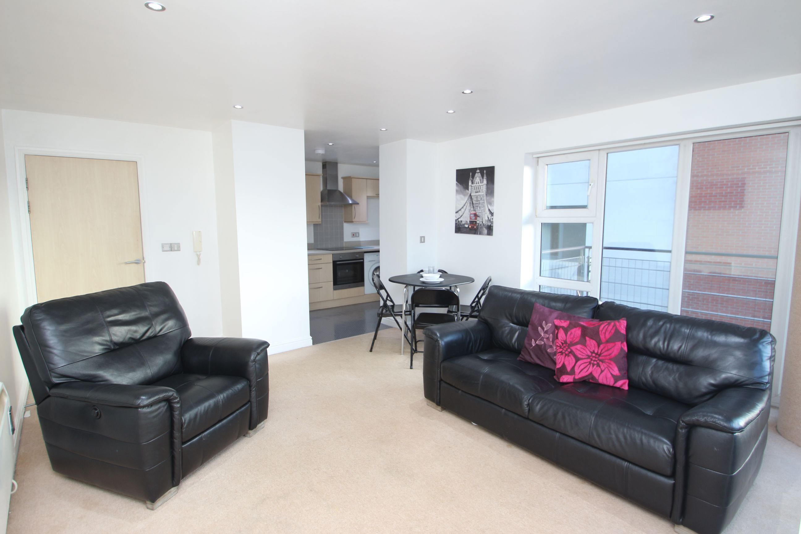 Flat Scotswood Road in Newcastle upon Tyne