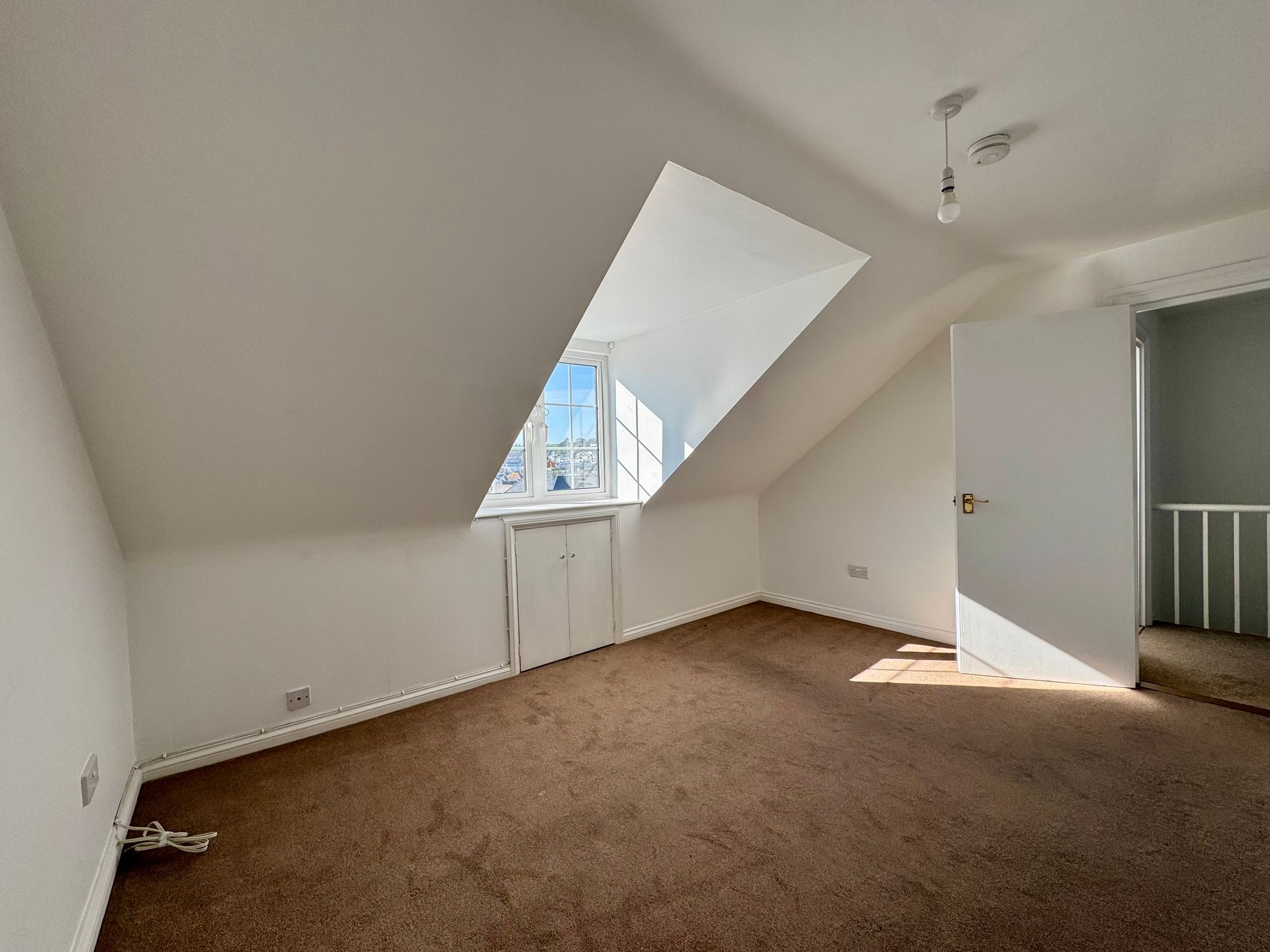 Flat Burghley Place in London