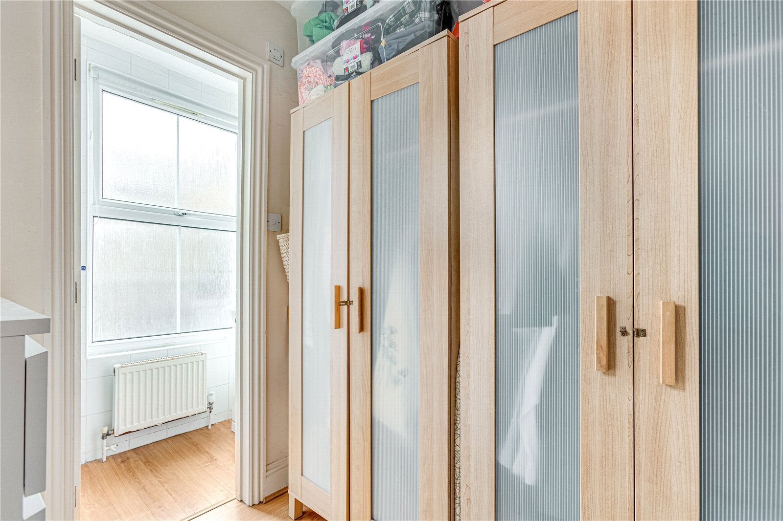 Flat Lavender Hill in Greater London