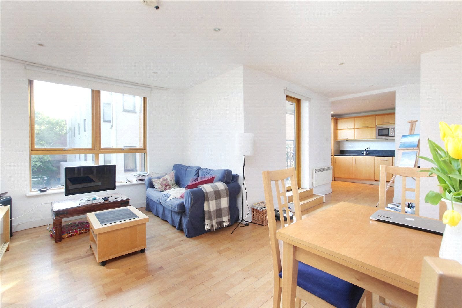 Flat Wilberforce Mews in Greater London