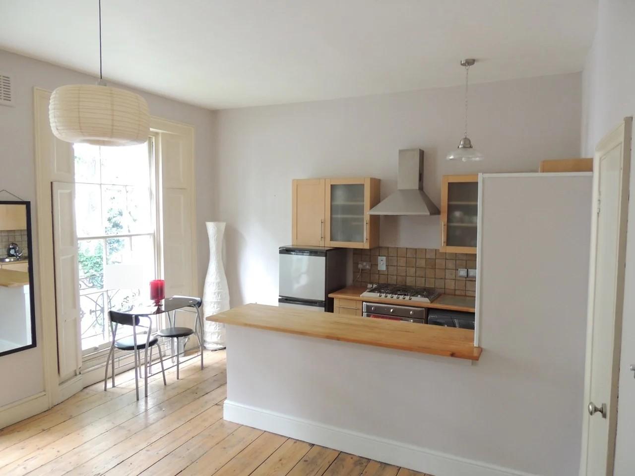 Flat Pentonville Road in Greater London