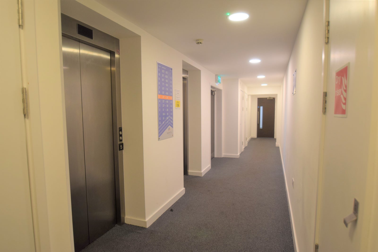 Flat Victoria Avenue in Southend-on-Sea