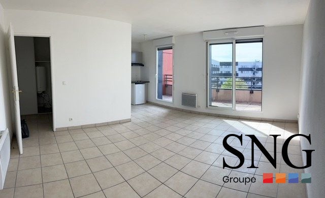 Flat Rue Descartes in Calais