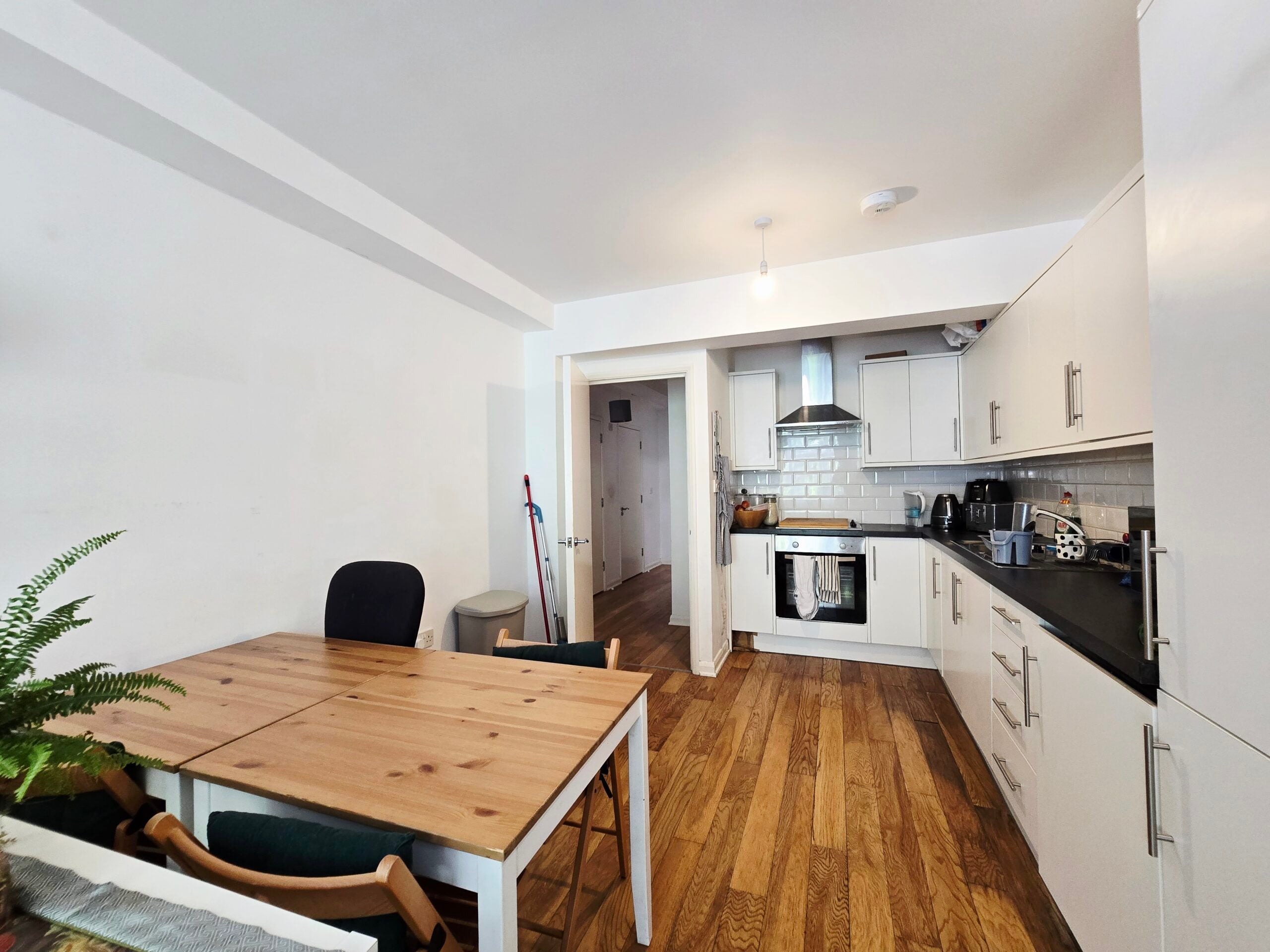 Flat Camberwell Road in Greater London