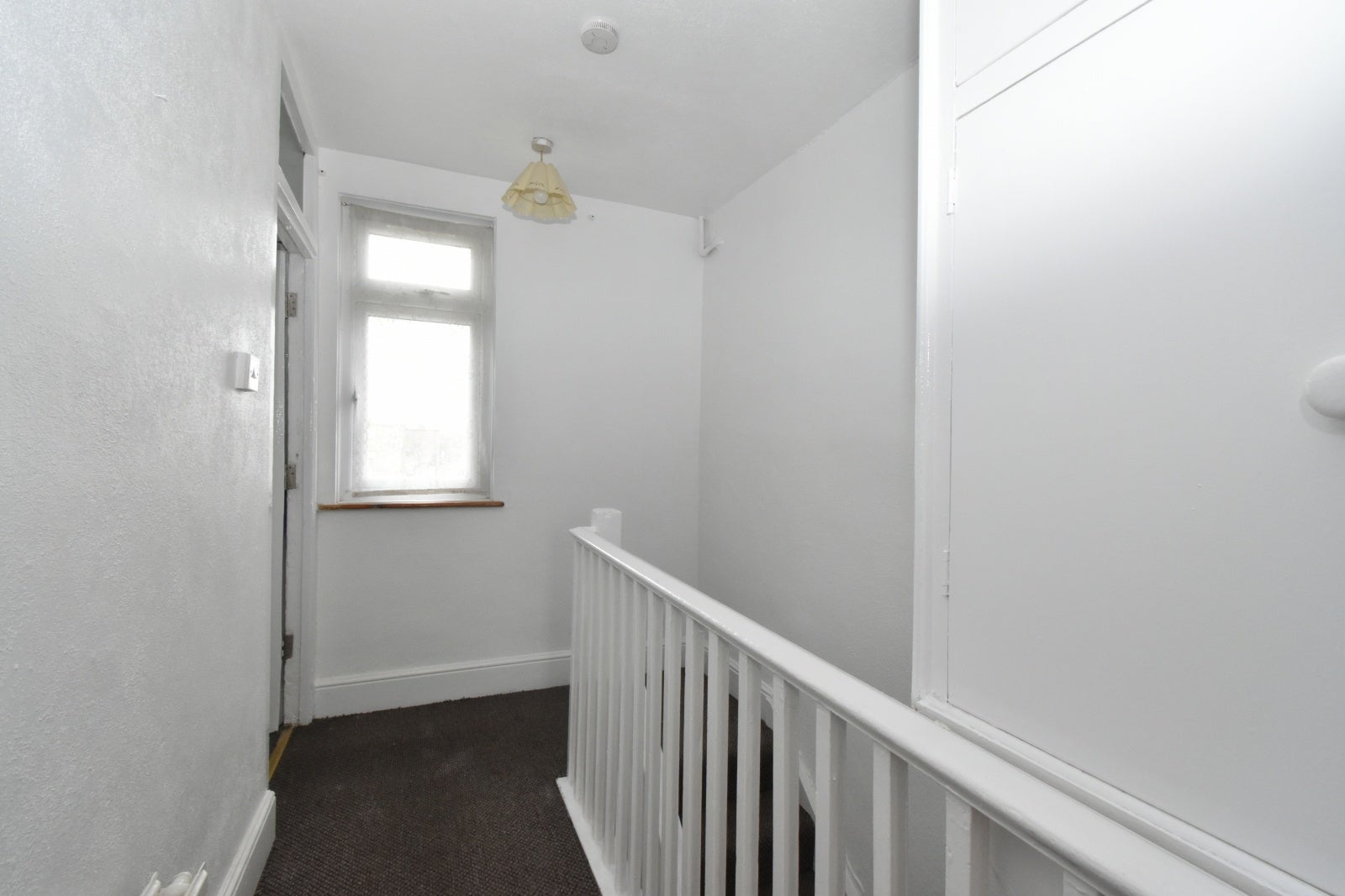 Flat Watford Road in Greater London