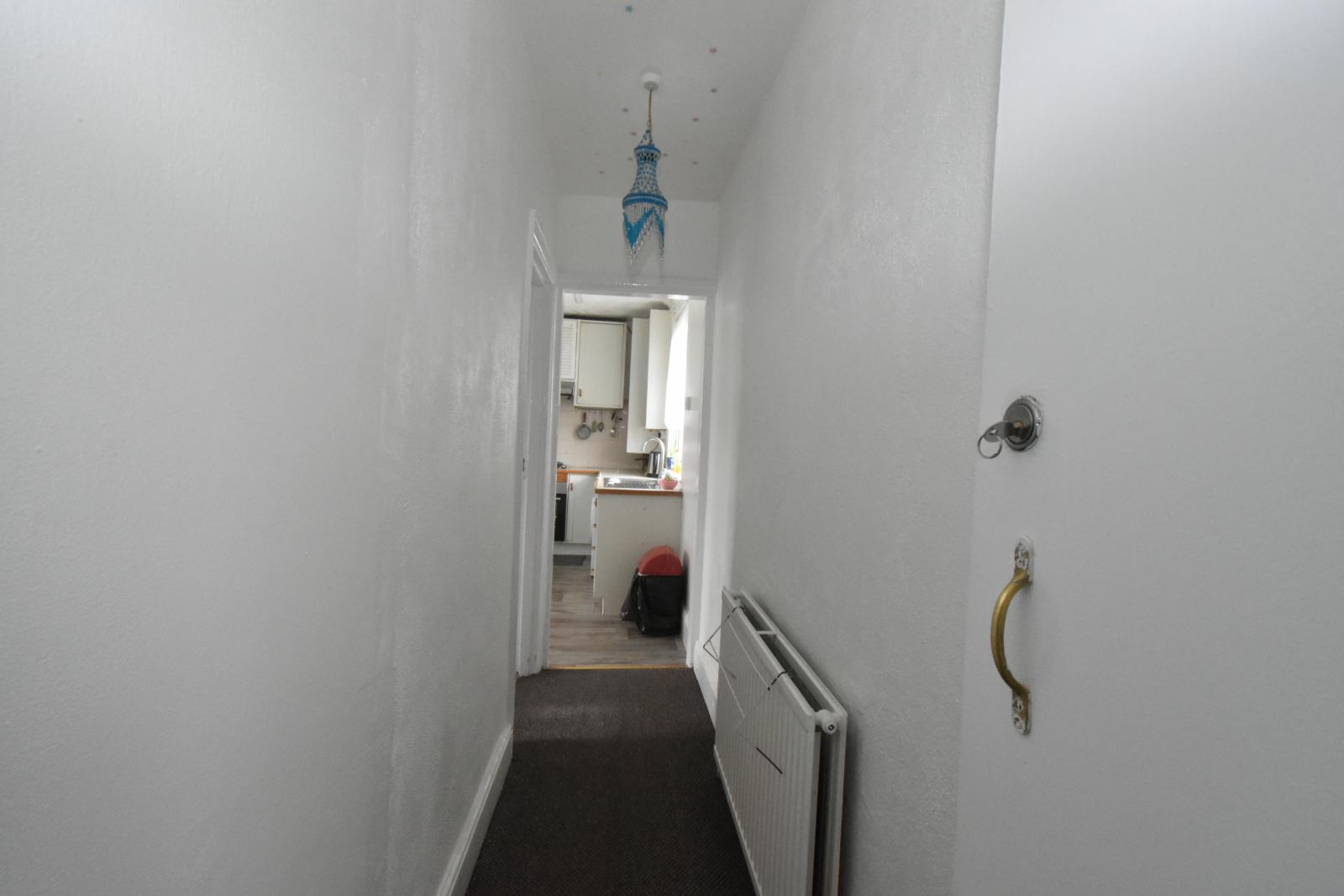 Flat Watford Road in Greater London