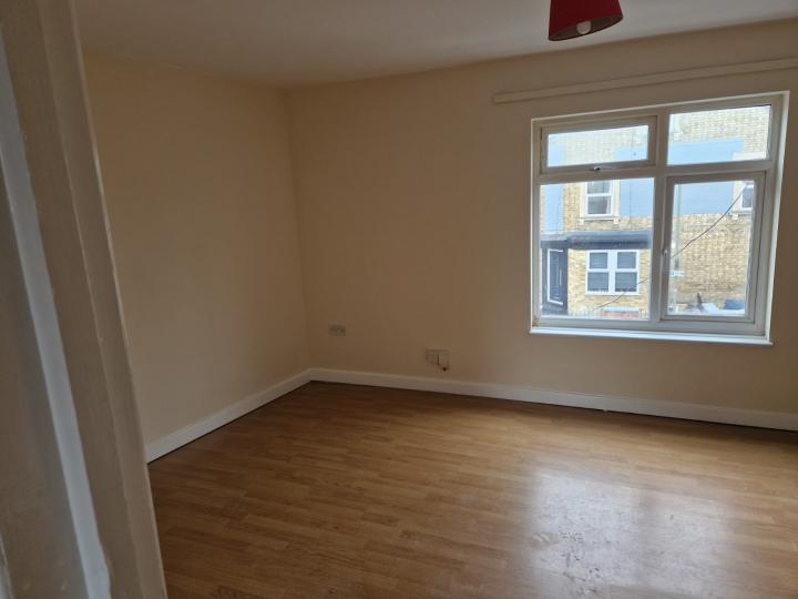 Flat Bullingdon Road in Oxford
