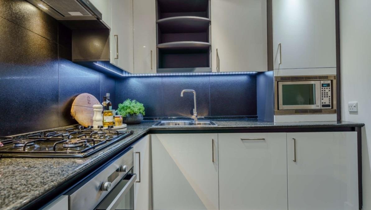 Flat Westferry Circus in Greater London