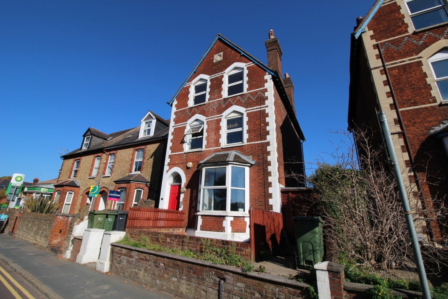 Flat Woodbridge Road in Guildford