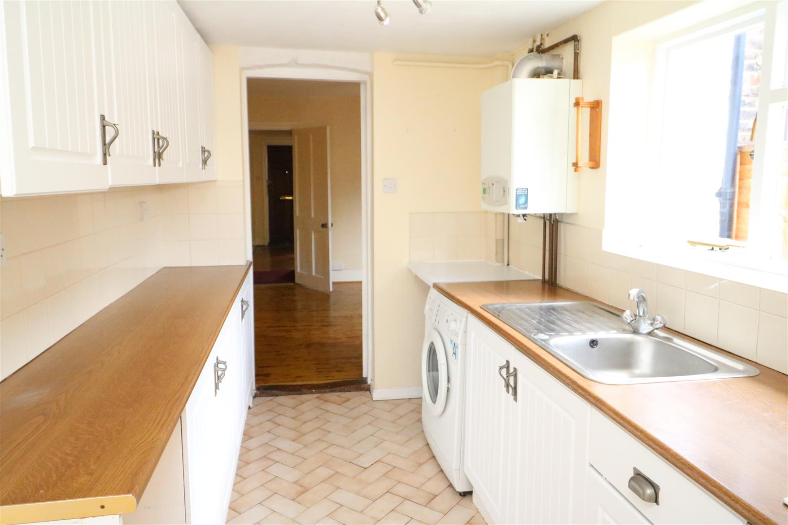 House Priory Grove in Tonbridge and Malling