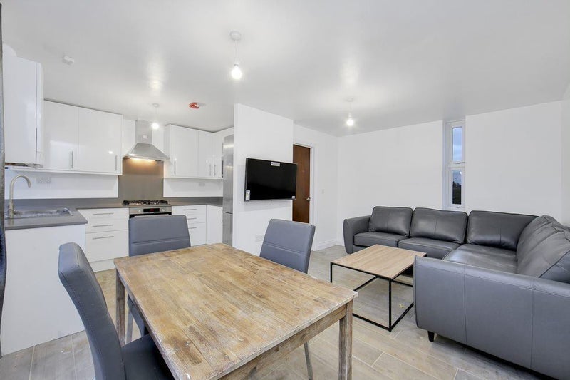 Room Lampern Square in Greater London