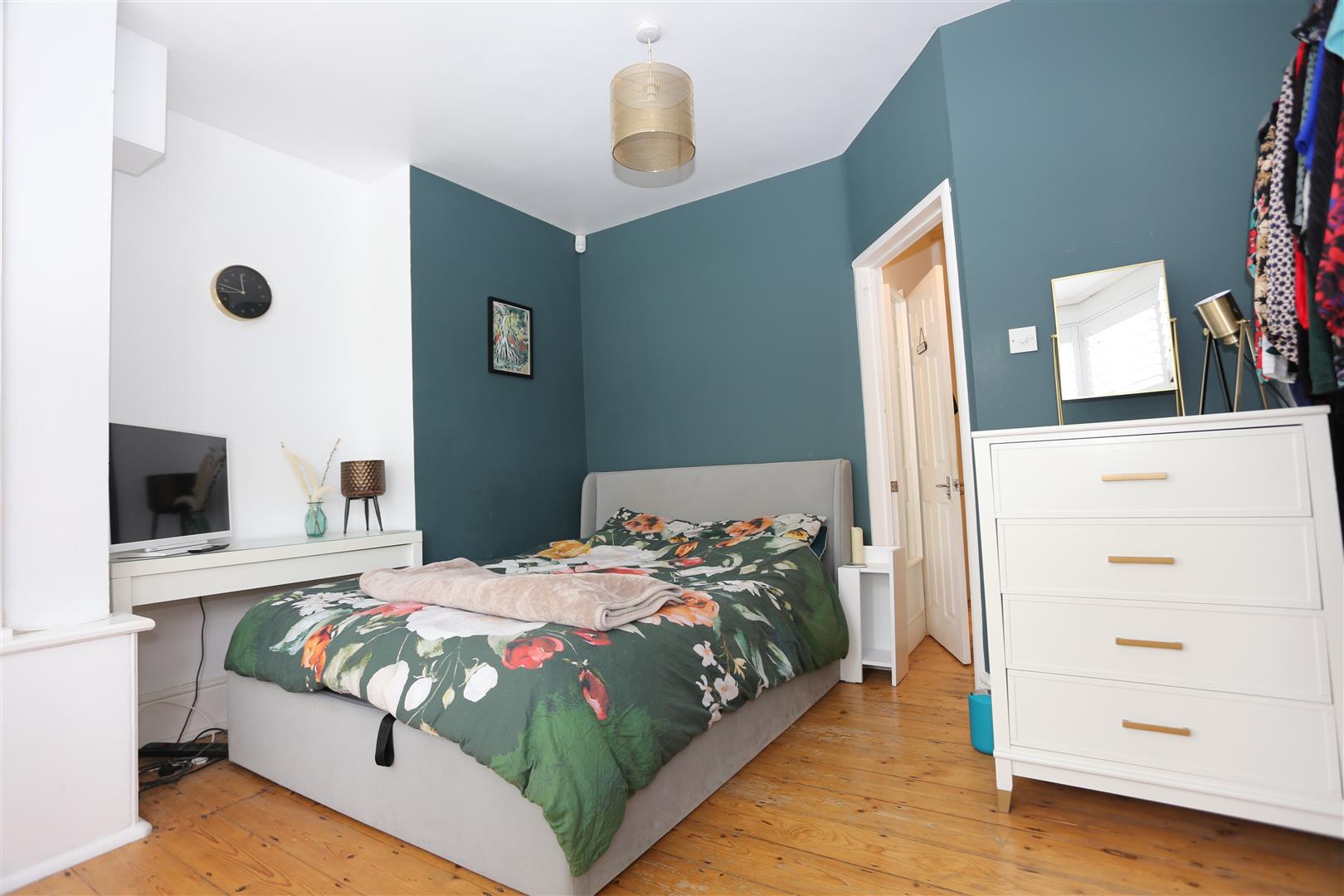 Flat Pembroke Crescent in Portslade by Sea