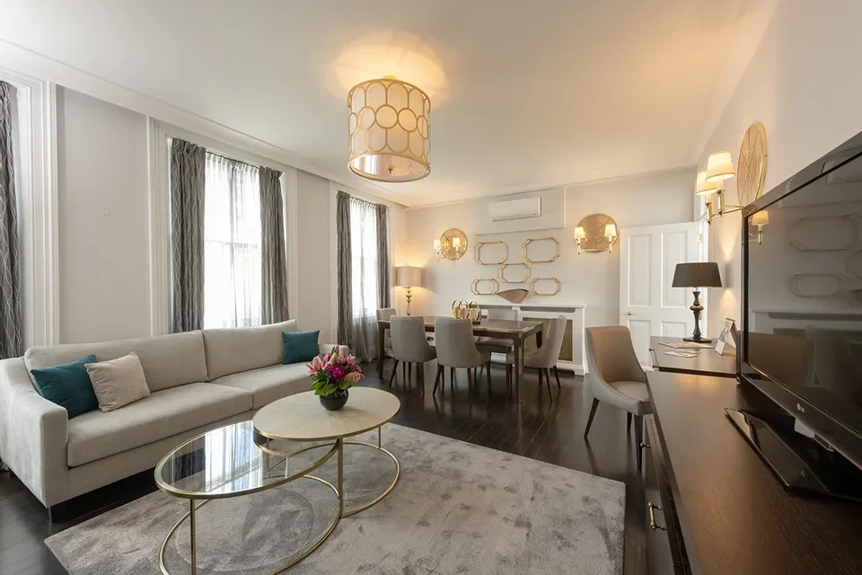 Flat Prince of Wales Terrace in Greater London