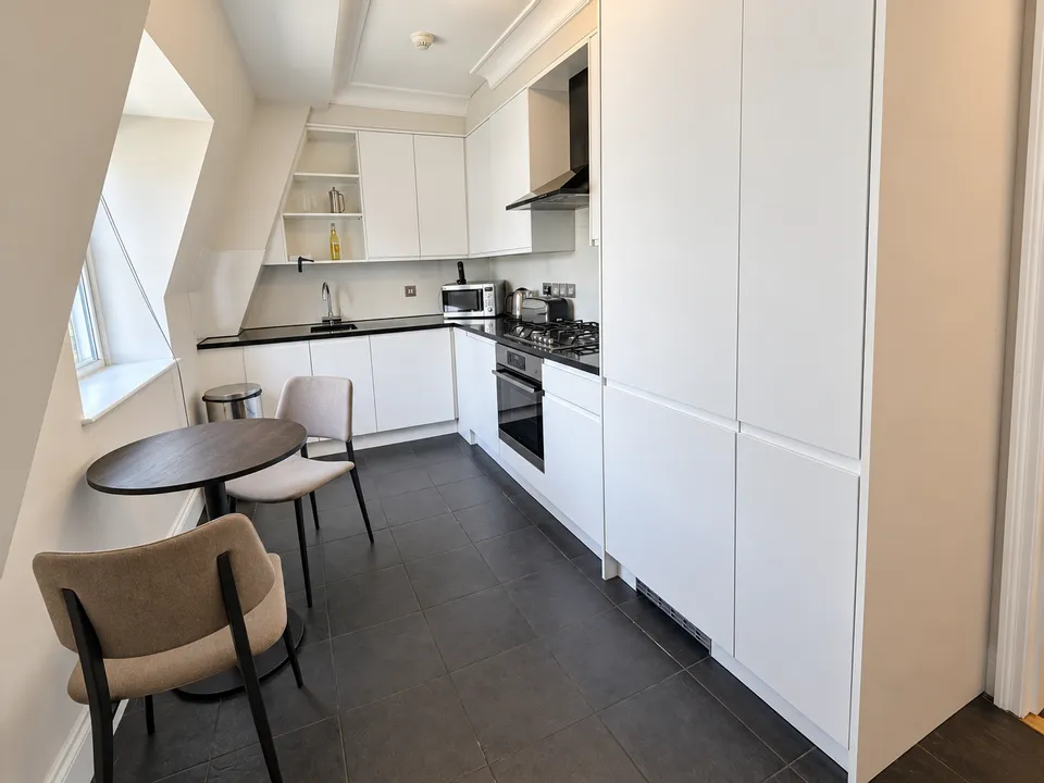 Flat Prince of Wales Terrace in Greater London