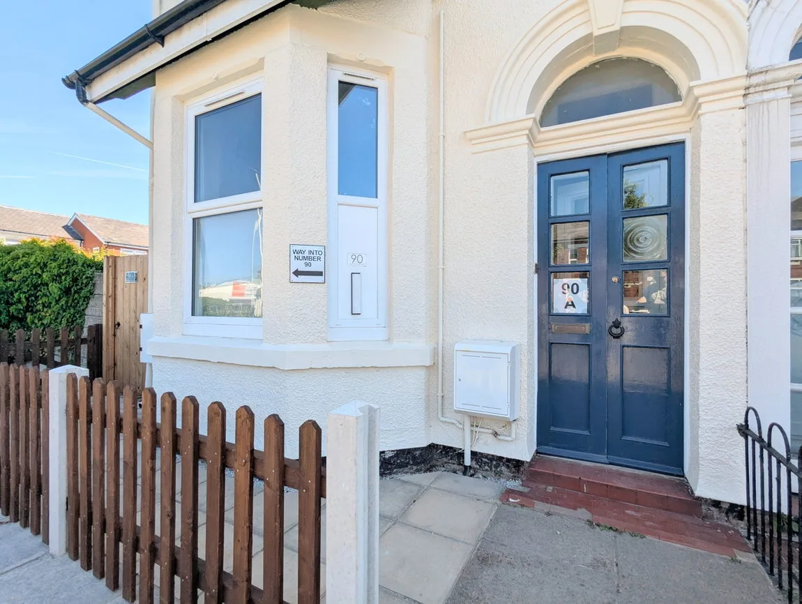 Flat Rufford Road in Southport