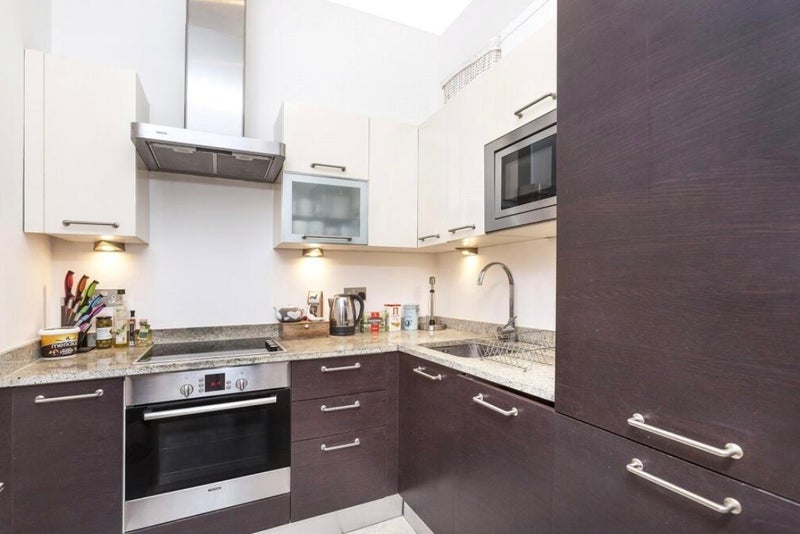 Flat Philbeach Gardens in Greater London