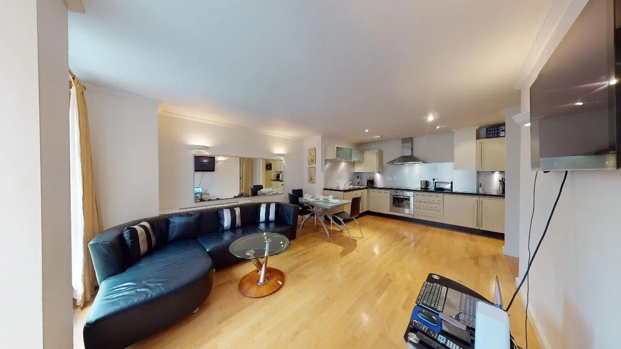 Flat High Holborn in Greater London