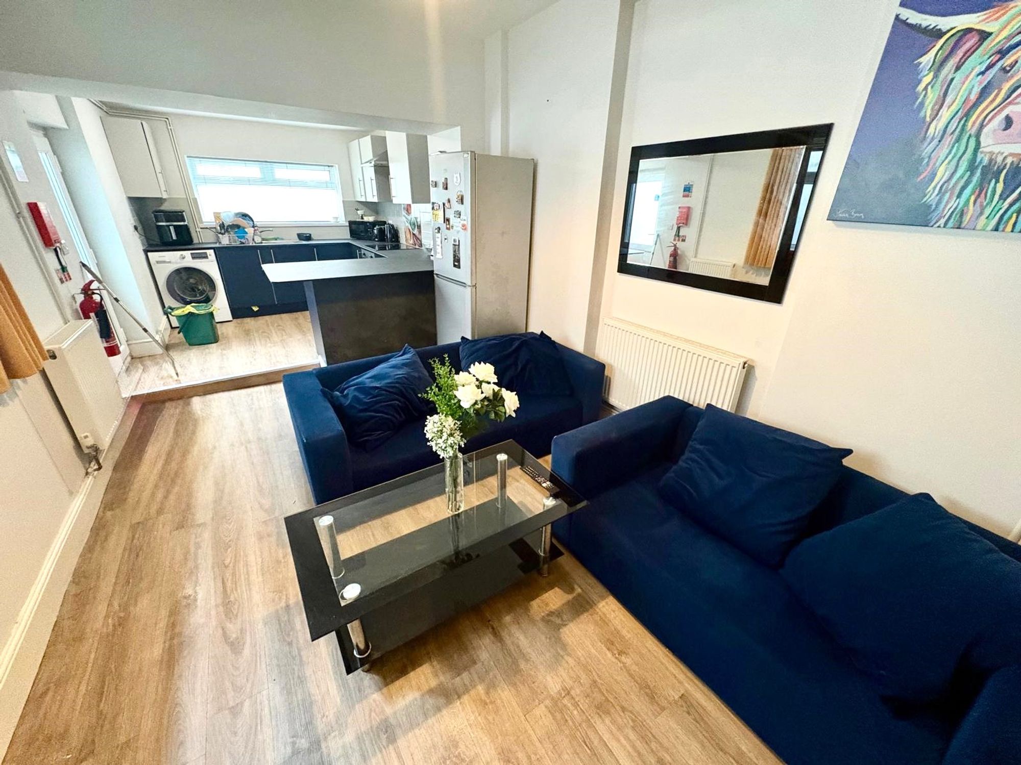 Flat Rhondda Street in Swansea