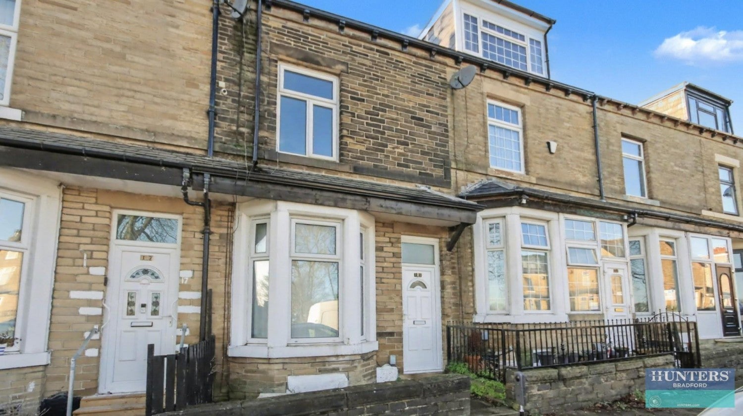 House Lingwood Road in Bradford