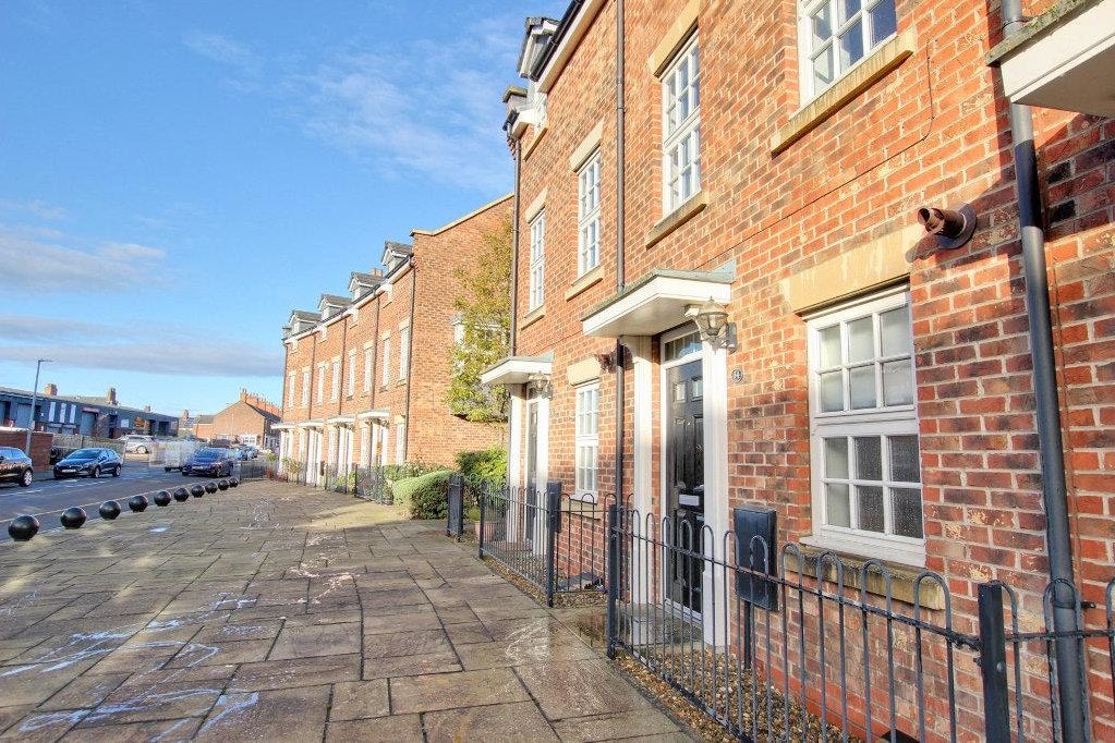House St Nicholas Road in Beverley