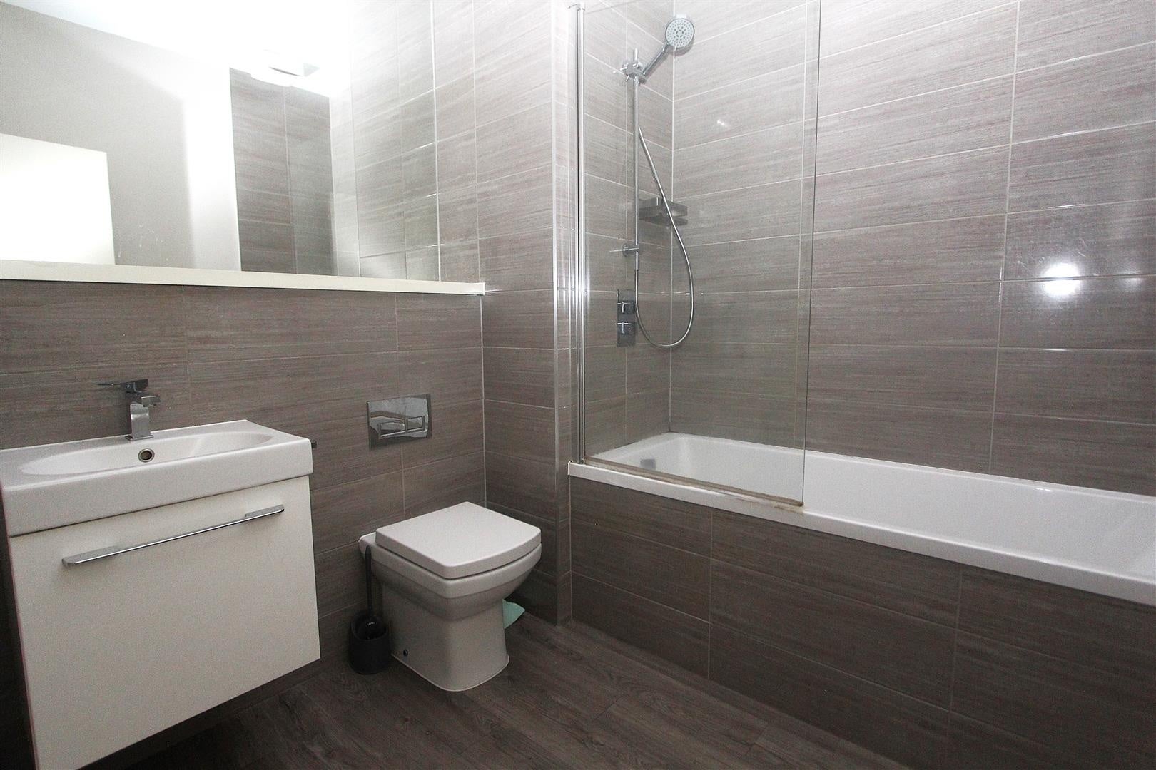 Flat Dawsons Square in Leeds