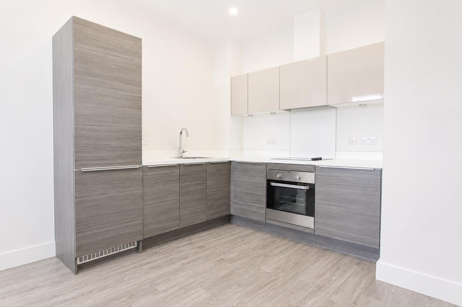 Flat Dawsons Square in Leeds