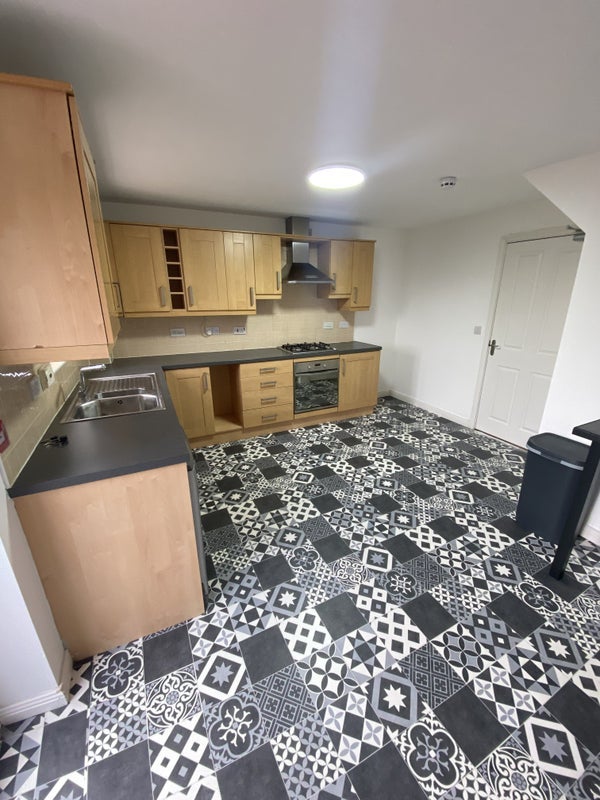Room Denbigh Avenue in Bassetlaw