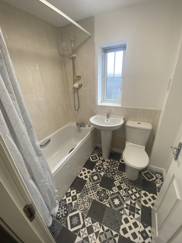 Room Denbigh Avenue in Bassetlaw