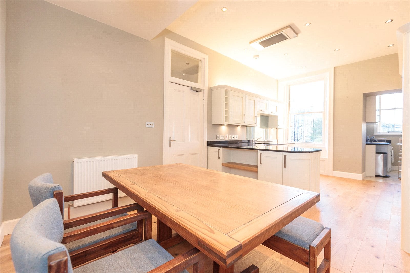 Flat Spottiswoode Street in City of Edinburgh