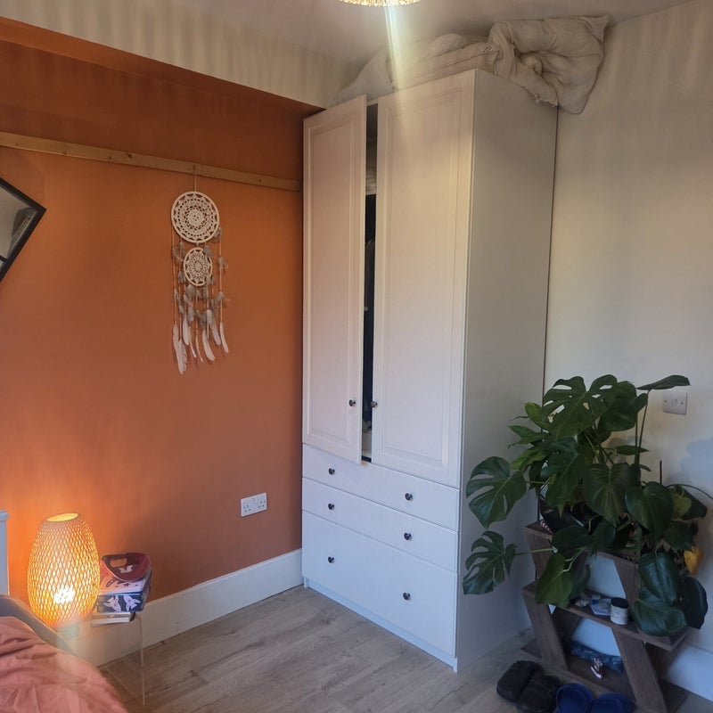 Room Middleton Road in Greater London