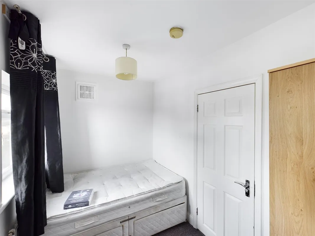 Flat Medmerry Hill in Brighton