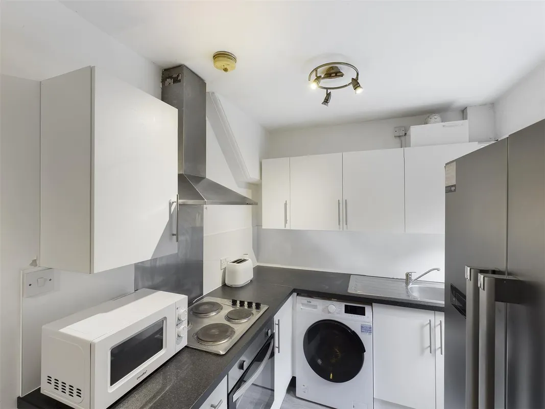 Flat Medmerry Hill in Brighton