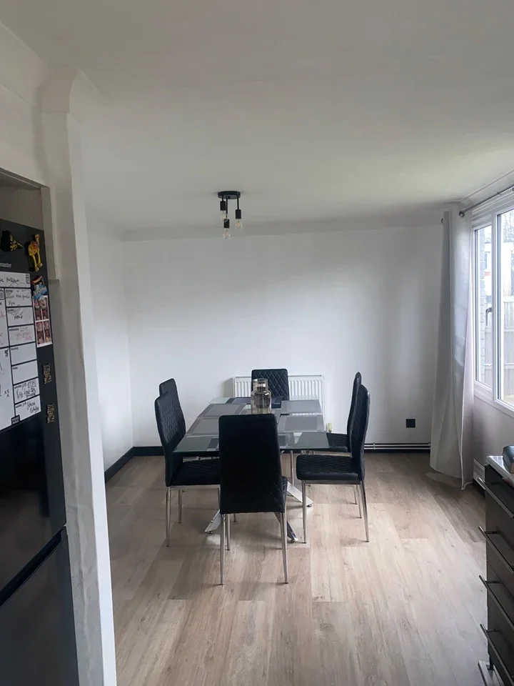 Room Ramshead Hill in Leeds