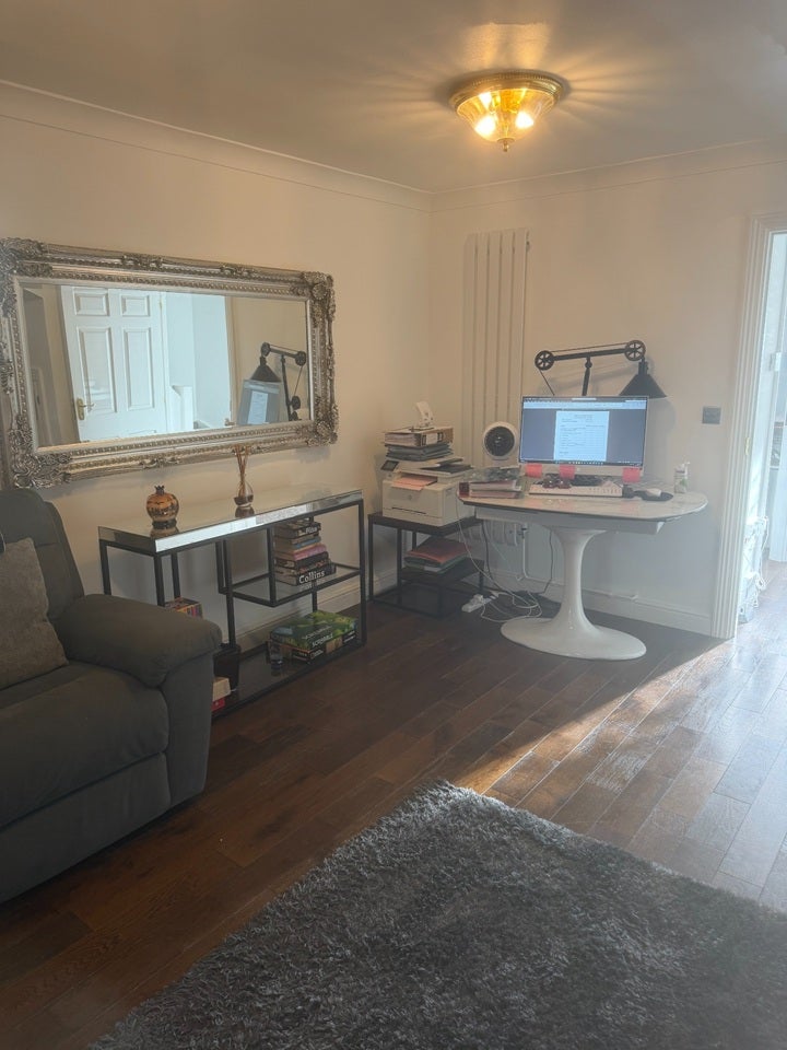 Room Dewlands Avenue in Dartford