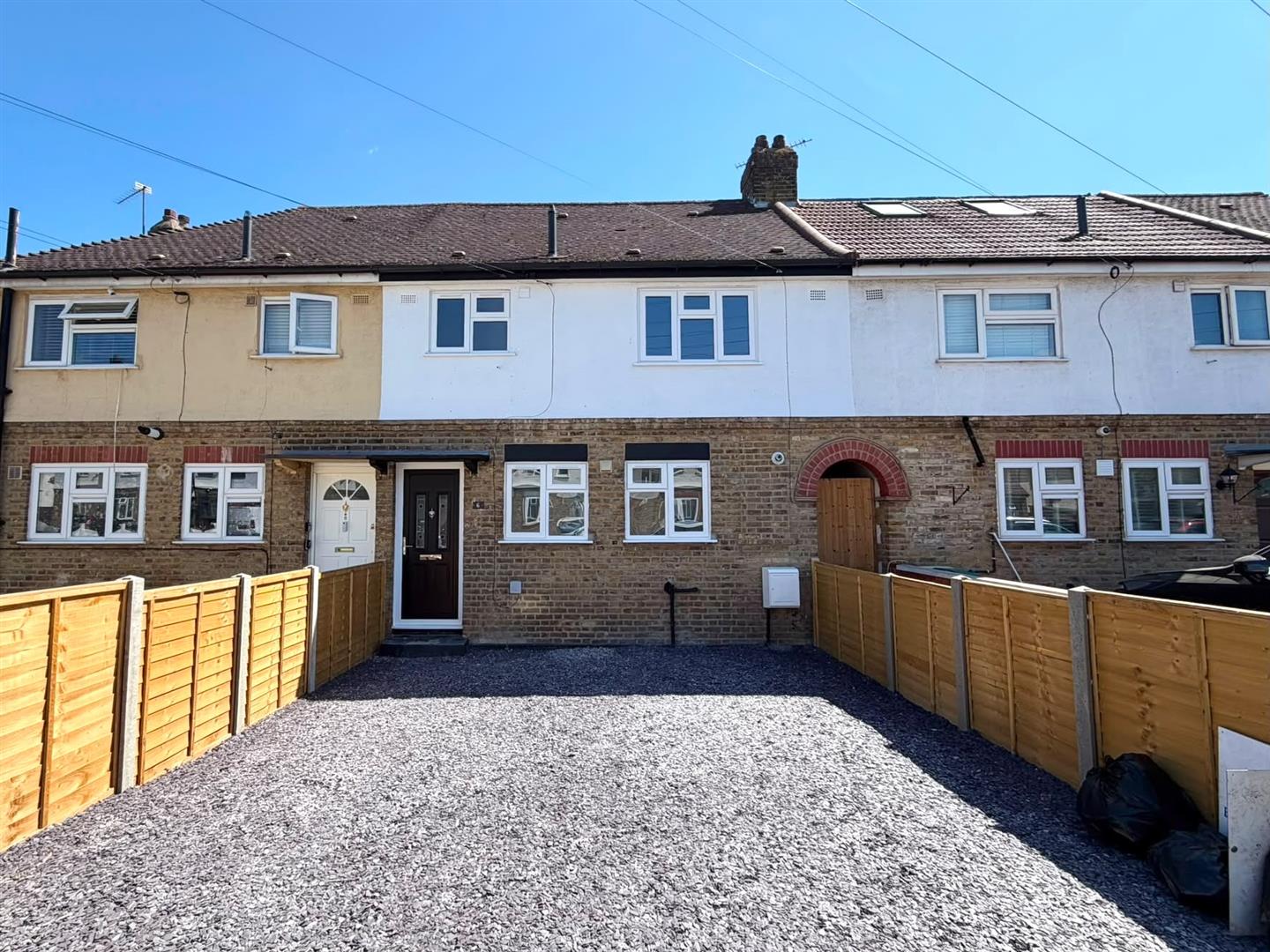 House Lime Avenue in Greater London