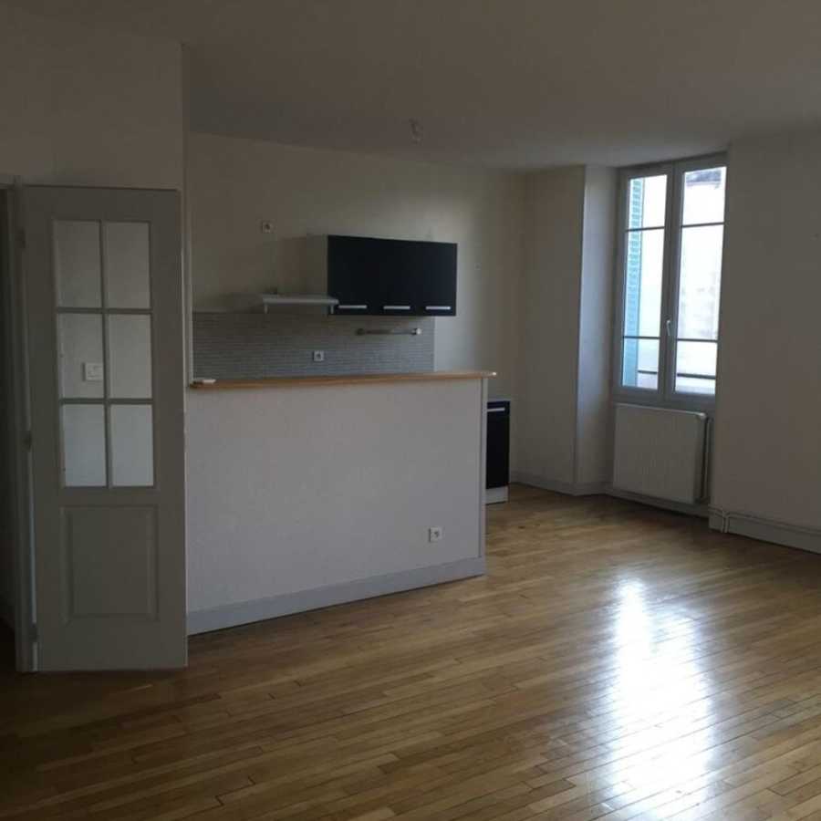 Appartement Rue d'Aixe-sur-Vienne à Bacourt