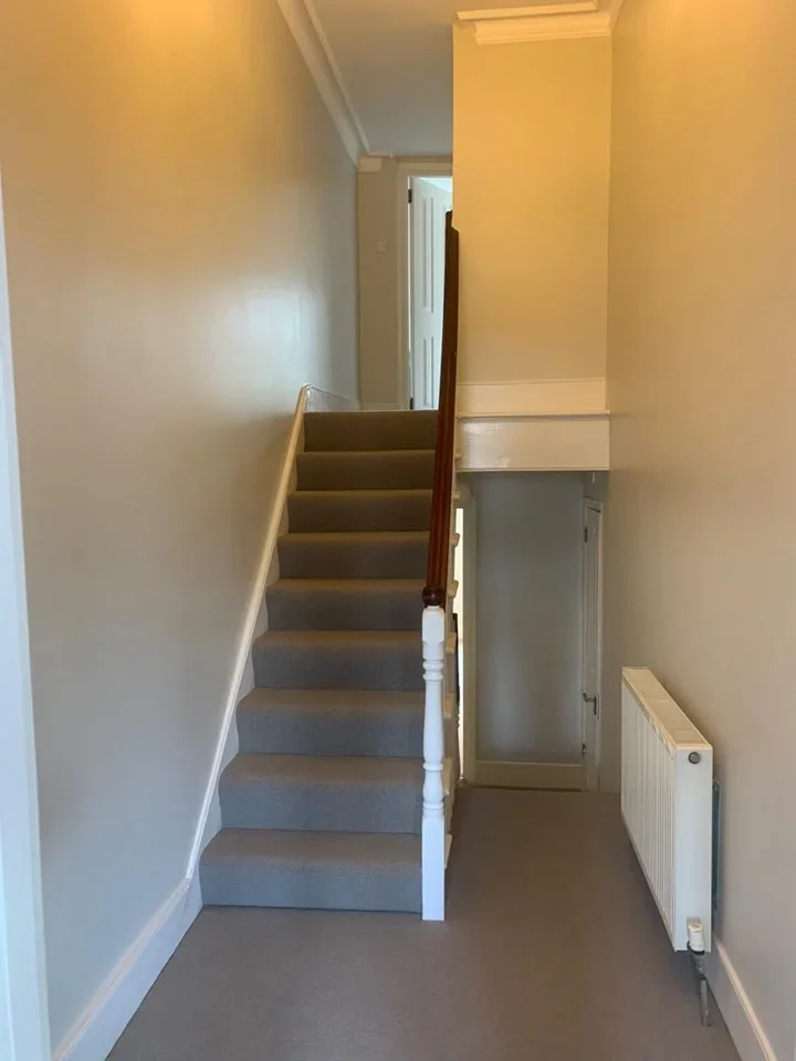 Flat Summerley Street in Greater London